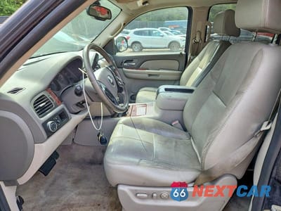 Zdjęcie 7 z 13 samochodu: 2007 CHEVROLET SUBURBAN C1500 VIN:1GNFC16017J296480 - miniatura