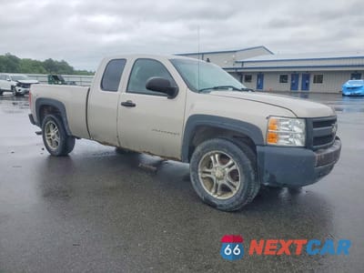 Czwarte zdjęcie samochodu z boku: 2008 CHEVROLET SILVERADO K1500 VIN:1GCEK19C78E114370 - miniatura