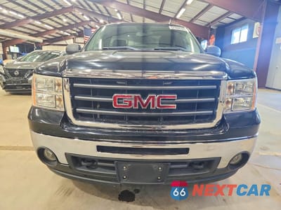 Piąte zdjęcie samochodu w środku: 2011 GMC SIERRA K1500 SLE VIN:1GTN2VE04BZ327019 - miniatura