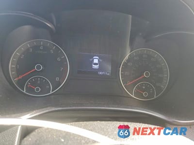 Zdjęcie 9 z 12 samochodu: 2019 KIA OPTIMA LX VIN:5XXGT4L39KG305498 - miniatura