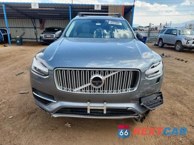 Piąte zdjęcie samochodu w środku: 2019 VOLVO XC90 T8 INSCRIPTION VIN:YV4BR0CL7K1436374 - miniatura