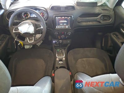 Zdjęcie 8 z 12 samochodu: 2023 JEEP RENEGADE LATITUDE VIN:ZACNJDB1XPPP67985 - miniatura