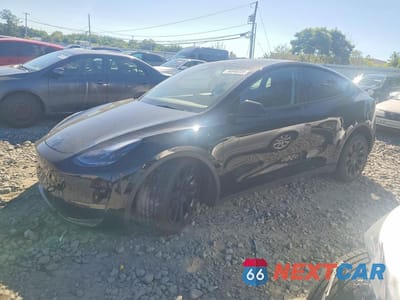 2025 TESLA MODEL Y 7SAYGDED0SF314028 - główne zdjęcie licytacji z USA - miniatura