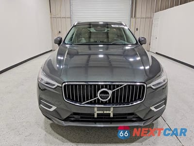 Piąte zdjęcie samochodu w środku: 2018 VOLVO XC60 T6 INSCRIPTION VIN:YV4A22RL6J1000648 - miniatura