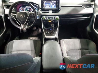 Zdjęcie 8 z 13 samochodu: 2021 TOYOTA RAV4 PRIME SE VIN:JTMAB3FV8MD067205 - miniatura