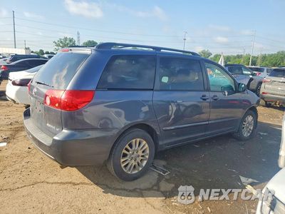 Trzecie zdjęcie samochodu z tyłu: 2010 TOYOTA SIENNA LE 8-PASSENGER VIN:5TDKK4CC2AS292281 - miniatura