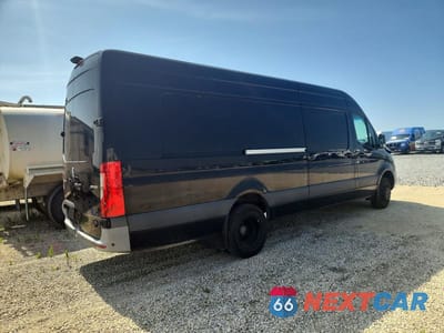 Trzecie zdjęcie samochodu z tyłu: 2020 MERCEDES-BENZ SPRINTER 3500 VIN:W1W5EDHY3LT031565 - miniatura
