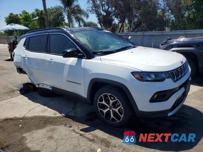 Czwarte zdjęcie samochodu z boku: 2025 JEEP COMPASS LIMITED VIN:3C4NJDCN0ST619852 - miniatura