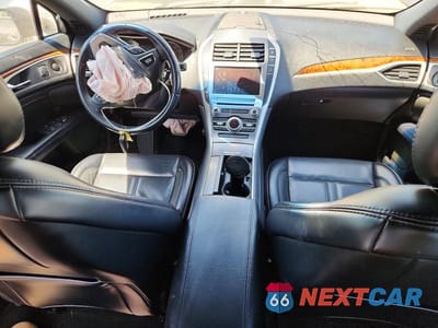 Zdjęcie 8 z 12 samochodu: 2019 LINCOLN MKZ RESERVE I VIN:3LN6L5C97KR602367 - miniatura