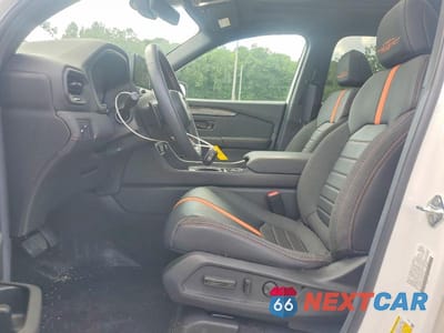 Zdjęcie 7 z 13 samochodu: 2026 HONDA PASSPORT TRAIL SPORT VIN:5FNYF9H52TB023372 - miniatura