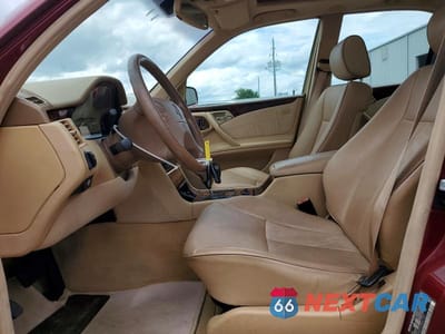 Zdjęcie 7 z 12 samochodu: 2002 MERCEDES-BENZ E 320 4MATIC VIN:WDBJF82J12X067321 - miniatura