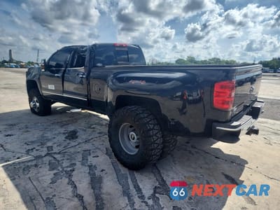 Drugie zdjęcie samochodu z przodu: 2016 CHEVROLET SILVERADO K3500 LTZ VIN:1GC4K0E83GF233825 - miniatura