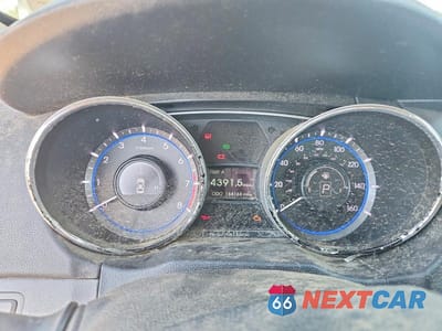 Zdjęcie 9 z 12 samochodu: 2014 HYUNDAI SONATA GLS VIN:5NPEB4AC6EH820531 - miniatura