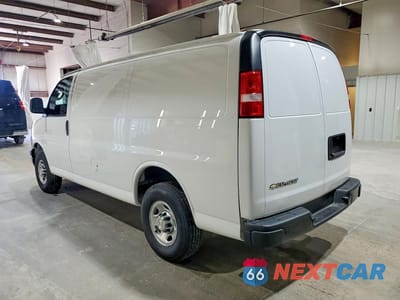 Drugie zdjęcie samochodu z przodu: 2021 CHEVROLET EXPRESS G2500 VIN:1GCWGAFP5M1309897 - miniatura