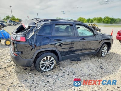 Trzecie zdjęcie samochodu z tyłu: 2022 JEEP CHEROKEE LATITUDE LUX VIN:1C4PJMMN5ND531719 - miniatura