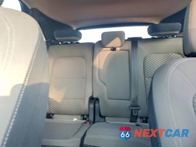 Zdjęcie 10 z 13 samochodu: 2020 FORD ESCAPE SE VIN:1FMCU0G62LUC13438 - miniatura