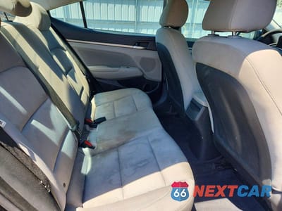 Zdjęcie 10 z 12 samochodu: 2017 HYUNDAI ELANTRA SE VIN:5NPD84LF6HH001461 - miniatura