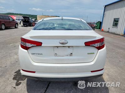 Zdjęcie 6 z 13 samochodu: 2013 KIA OPTIMA HYBRID VIN:KNAGM4AD9D5044841 - miniatura