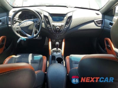 Zdjęcie 8 z 12 samochodu: 2016 HYUNDAI VELOSTER TURBO VIN:KMHTC6AE6GU280877 - miniatura