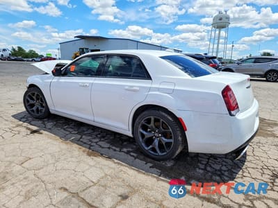 Drugie zdjęcie samochodu z przodu: 2022 CHRYSLER 300 TOURING VIN:2C3CCAAG7NH134324 - miniatura