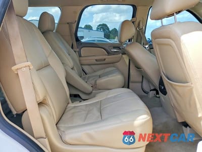Zdjęcie 11 z 13 samochodu: 2012 CHEVROLET TAHOE C1500 LT VIN:1GNSCBE09CR117037 - miniatura