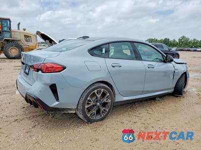 Trzecie zdjęcie samochodu z tyłu: 2026 BMW 228 VIN:WBA83GG04T7U56598 - miniatura