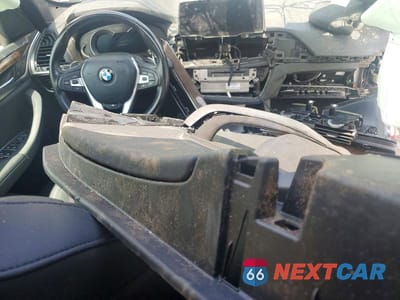 Zdjęcie 8 z 13 samochodu: 2018 BMW X3 XDRIVE30I VIN:5UXTR9C52JLD74089 - miniatura