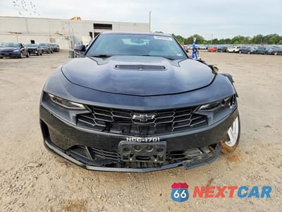 Piąte zdjęcie samochodu w środku: 2022 CHEVROLET CAMARO LT1 VIN:1G1FF1R74N0126702 - miniatura