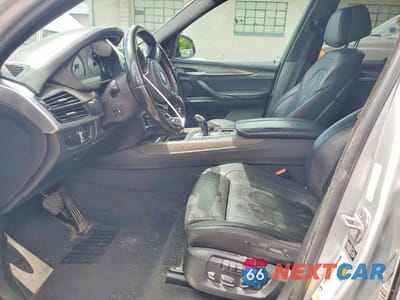 Zdjęcie 7 z 13 samochodu: 2015 BMW X5 XDRIVE50I VIN:5UXKR6C58F0J76214 - miniatura
