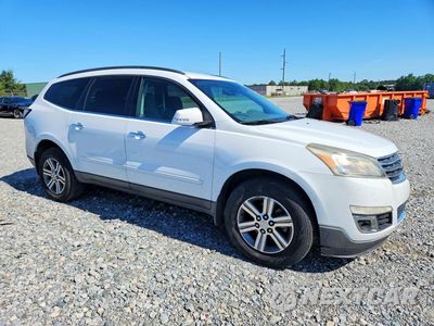Czwarte zdjęcie samochodu z boku: 2016 CHEVROLET TRAVERSE LT VIN:1GNKVHKD1GJ112634 - miniatura