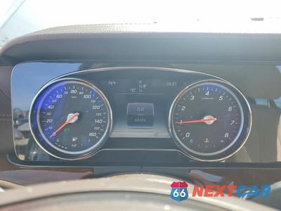 Zdjęcie 9 z 12 samochodu: 2017 MERCEDES-BENZ E 300 VIN:WDDZF4JB5HA175627 - miniatura