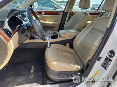 Zdjęcie 7 z 12 samochodu: 2012 HYUNDAI GENESIS 3.8L V6 VIN:KMHGC4DD1CU184481 - miniatura