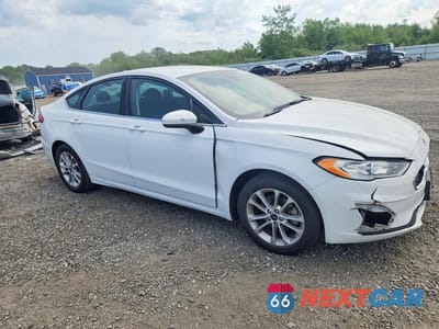 Czwarte zdjęcie samochodu z boku: 2020 FORD FUSION SE VIN:3FA6P0HD1LR119618 - miniatura