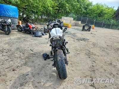 Czwarte zdjęcie samochodu z boku: 2020 KAWASAKI EX650 N VIN:ML5EXEN16LDA13247 - miniatura