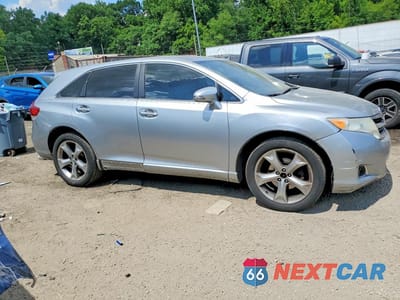 Czwarte zdjęcie samochodu z boku: 2015 TOYOTA VENZA XLE VIN:4T3BK3BB3FU116042 - miniatura