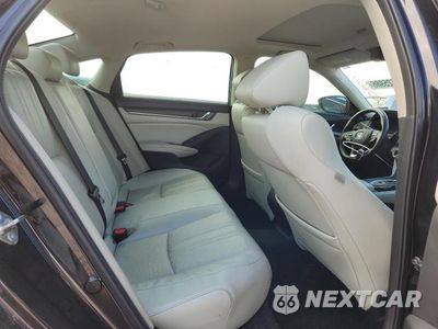 Zdjęcie 10 z 12 samochodu: 2018 HONDA ACCORD HYBRID EXL VIN:1HGCV3F6XJA005862 - miniatura