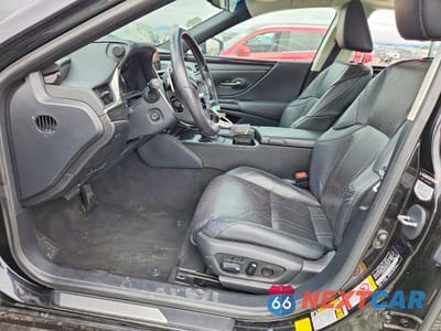 Zdjęcie 7 z 12 samochodu: 2019 LEXUS ES 300H VIN:58AB21B16KU001362 - miniatura
