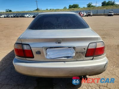 Zdjęcie 6 z 12 samochodu: 1997 HONDA ACCORD EX VIN:1HGCD5654VA032258 - miniatura