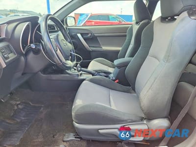 Zdjęcie 7 z 12 samochodu: 2015 SCION TC BASE VIN:JTKJF5C79F3094663 - miniatura