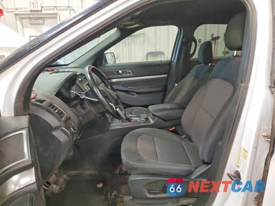 Zdjęcie 7 z 13 samochodu: 2019 FORD EXPLORER XLT VIN:1FM5K8D86KGB34273 - miniatura