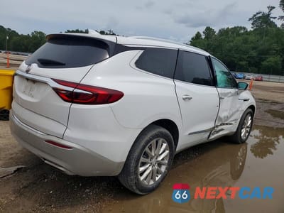 Trzecie zdjęcie samochodu z tyłu: 2021 BUICK ENCLAVE ESSENCE VIN:5GAERBKW4MJ112164 - miniatura