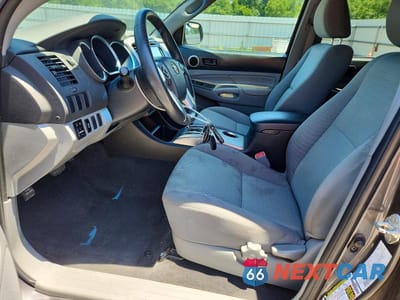 Zdjęcie 7 z 12 samochodu: 2015 TOYOTA TACOMA DOUBLE CAB VIN:5TFJX4CN7FX066091 - miniatura