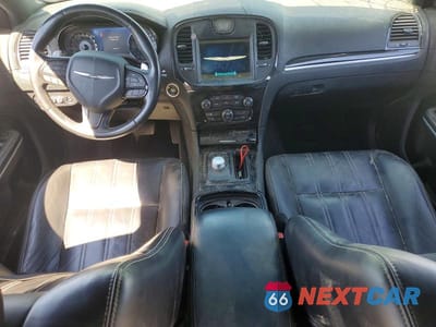 Zdjęcie 8 z 13 samochodu: 2020 CHRYSLER 300 S VIN:2C3CCAGG3LH155014 - miniatura