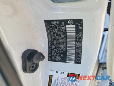 Zdjęcie 12 z 12 samochodu: 2010 TOYOTA PRIUS V VIN:JTDKN3DU6A0056728 - miniatura
