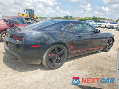 Trzecie zdjęcie samochodu z tyłu: 2012 CHEVROLET CAMARO LS VIN:2G1FE1E32C9182789 - miniatura