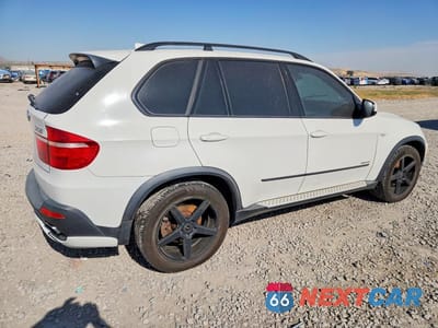 Trzecie zdjęcie samochodu z tyłu: 2009 BMW X5 XDRIVE48I VIN:5UXFE83529L169609 - miniatura