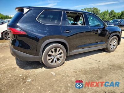 Trzecie zdjęcie samochodu z tyłu: 2024 TOYOTA GRAND HIGHLANDER HYBRID LIMITED VIN:5TDACAB58RS005600 - miniatura