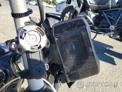 Zdjęcie 7 z 9 samochodu: 2023 YAMAHA MT09 C VIN:JYARN71Y9PA000990 - miniatura