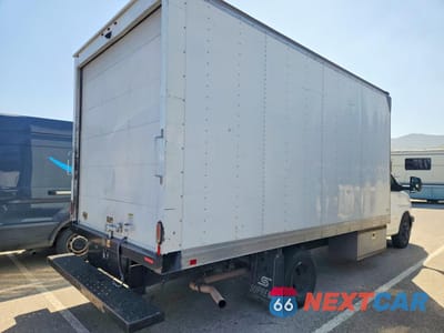 Trzecie zdjęcie samochodu z tyłu: 2020 CHEVROLET EXPRESS G3500 VIN:1HA3GTCG5LN001649 - miniatura