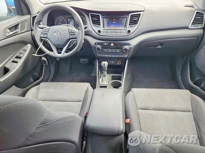 Zdjęcie 8 z 14 samochodu: 2017 HYUNDAI TUCSON SE VIN:KM8J23A43HU496686 - miniatura